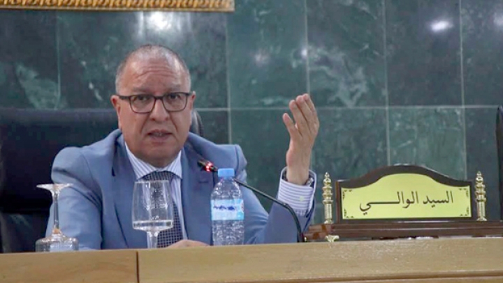 والي قسنطينة يفتح النار على سماسرة العقار