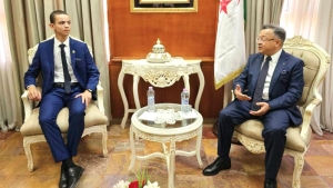 وزير التعليم العالي، كمال بداري- التلميذ محمد لمين بلقداش صاحب المرتبة الأولى وطنيا في شهادة البكالوريا