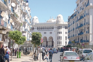 البطالة تراجعت إلى 9,9 شهر أفريل الماضي