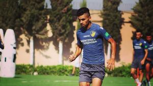 اللاعب الجزائري حمزة موالي