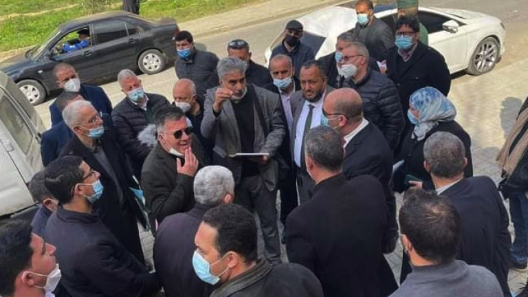 تشديد على تسليم المشاريع في آجالها المحددة