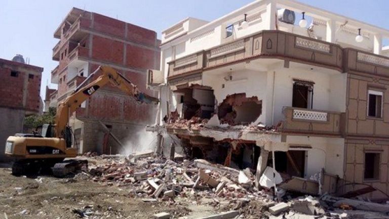 الشروع في هدم البنايات المصنفة في الخانة الحمراء