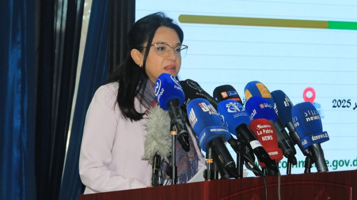 مخابر تحليل متنقّلة لمراقبة الواردات بـ8 موانئ