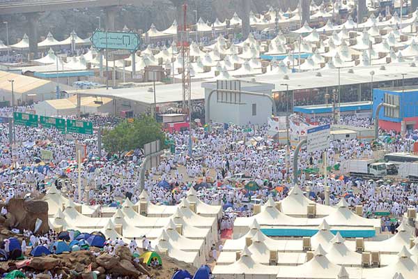 التوجه إلى مشاعر منى لقضاء يوم التروية