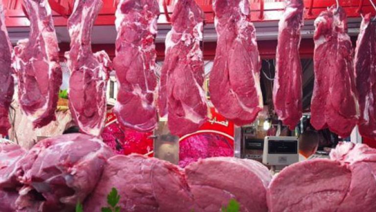تموين السوق باللحوم بشكل منتظم في رمضان