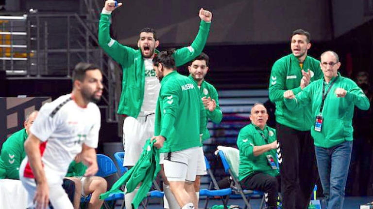 نحو برمجة تربص آخر بفرنسا