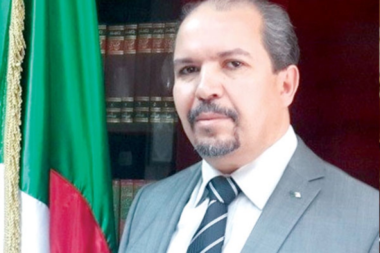 عيسى يدعو لتكامل دور المسجد والإعلام