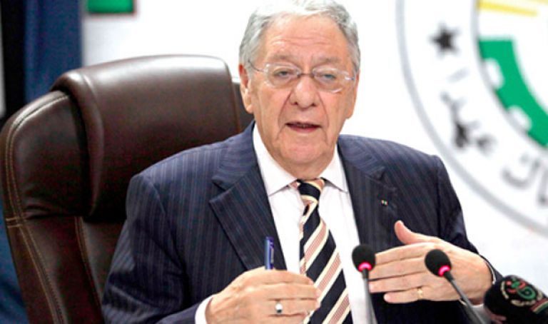 الأفلان عازم على تكريم عائلات الشهداء لمحاربة النسيان