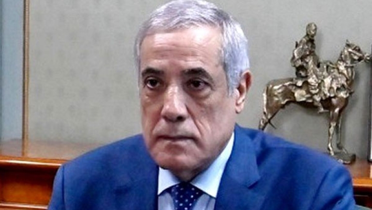 السياحة والدفع الإلكتروني والفائدة على قروض الاستثمار في صلب المحادثات