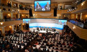 نتانياهو ينقل الصراع مع إيران إلى ميونيخ