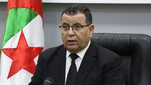 الجزائر أطلقت مشاورات ثلاثية حول الإنعاش الاقتصادي والاجتماعي