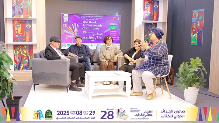 جمع الحكايا وتدوينها.. ضرورة مستعجلة