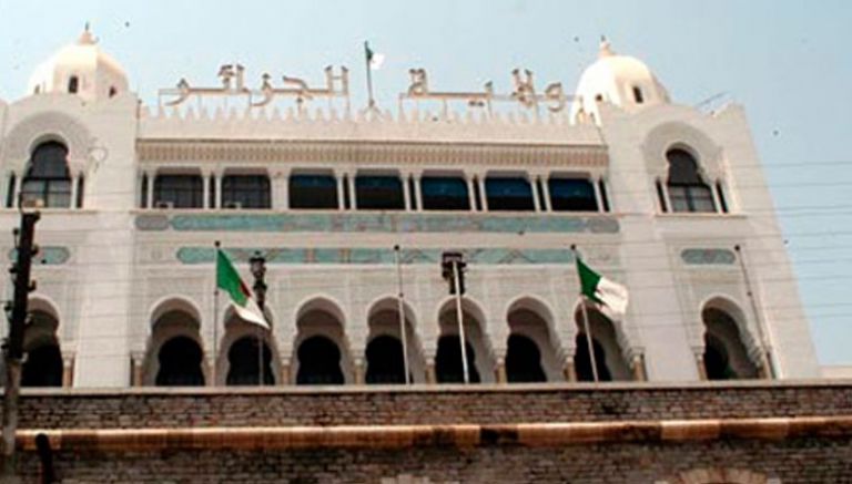 مواصلة برنامج تكوين مستخدمي البلديات