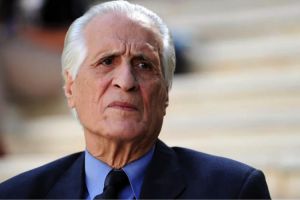 لا مخرج لنا من هذه الظروف العصيبة إلا بالتلاحم والتآزر