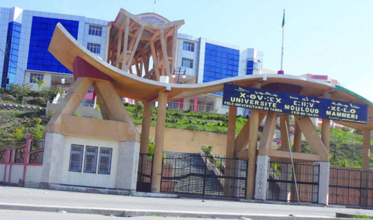 والي تيزي وزو يطالب بتسليم المشاريع