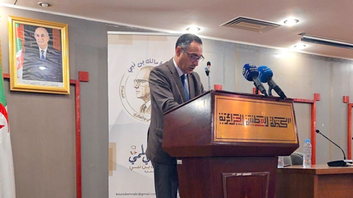 المتوج مولود عويمر.. المثقف الفعال