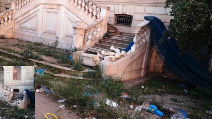 تحفة معمارية وتاريخية مهددة بالزوال