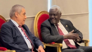 الوزير الأول السيد نذير العرباوي-رئيس مفوضية الاتحاد الأفريقي السيد موسى فقي