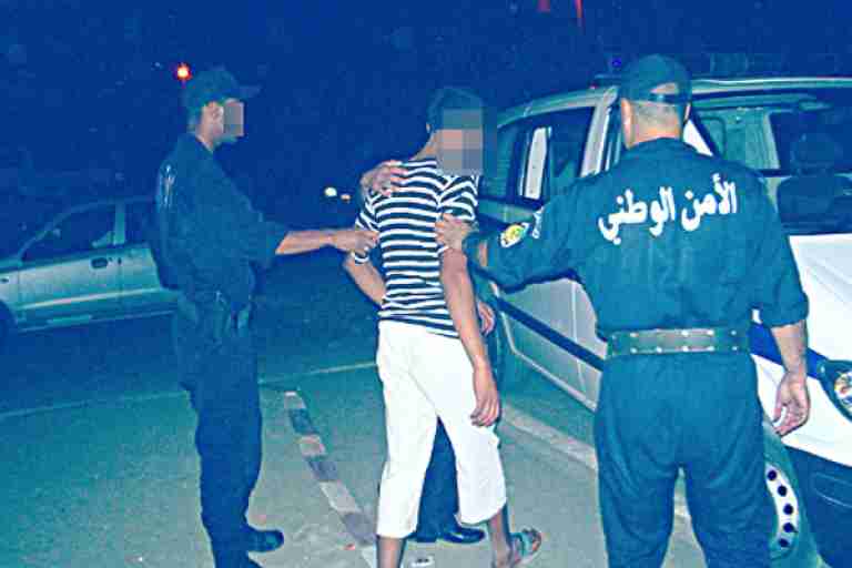 الإطاحة بشبكة تضم رعايا أفارقة تروّج المخدرات الصلبة
