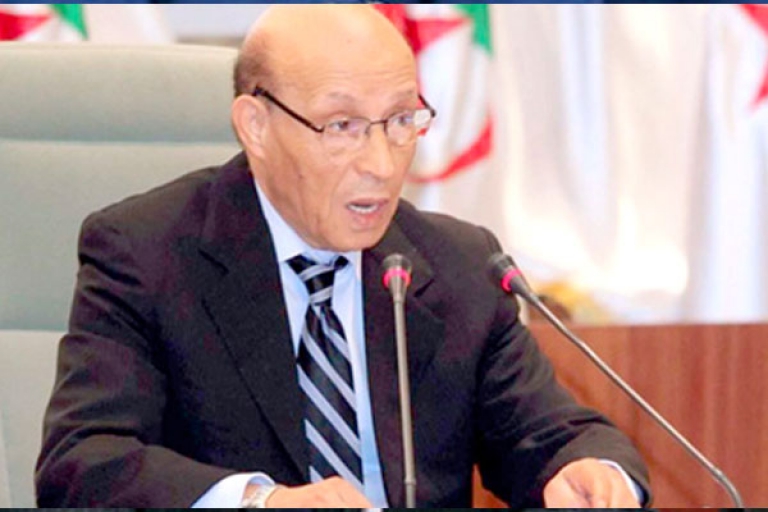 ولد خليفة ينوّه بعلاقات الصداقة التاريخية