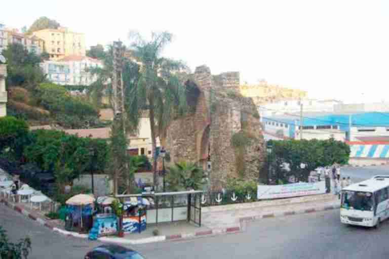 سكان تالة وريان يطالبون بالنقل