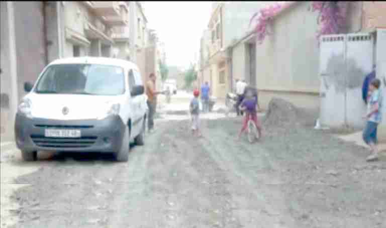 سكان حي الوافي يطالبون بالتهيئة