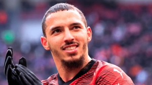 الدولي الجزائري، إسماعيل بن ناصر