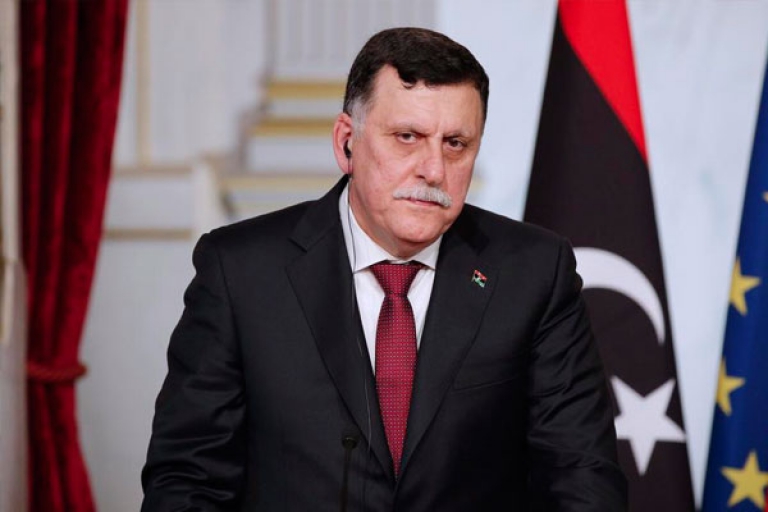 السراج : نثق في الجزائر