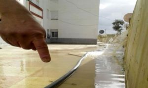 مياه وادي لمساسخة تهدد حي 700 مسكن