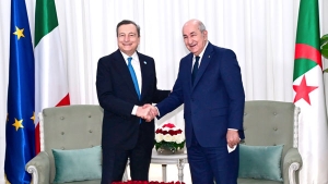 رئيس الجمهورية، السيد عبد المجيد تبون- رئيس مجلس الوزراء الإيطالي المستقيل، السيد ماريو دراغي