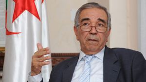 وزير الداخلية السابق، عضو وزارة التسليح والاتصالات العامة، دحو ولد قابلية