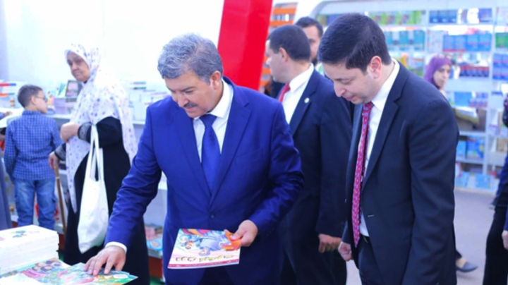 الإقبال على الكتاب دليل عافية الجزائر الثقافية