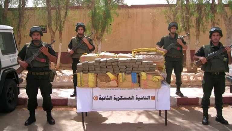 إحباط إدخال قرابة قنطارين من الكيف عبر الحدود مع المغرب