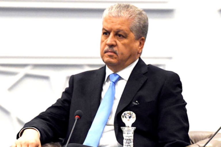 سلال يقود حكومة التوجّه الجديد للاقتصاد