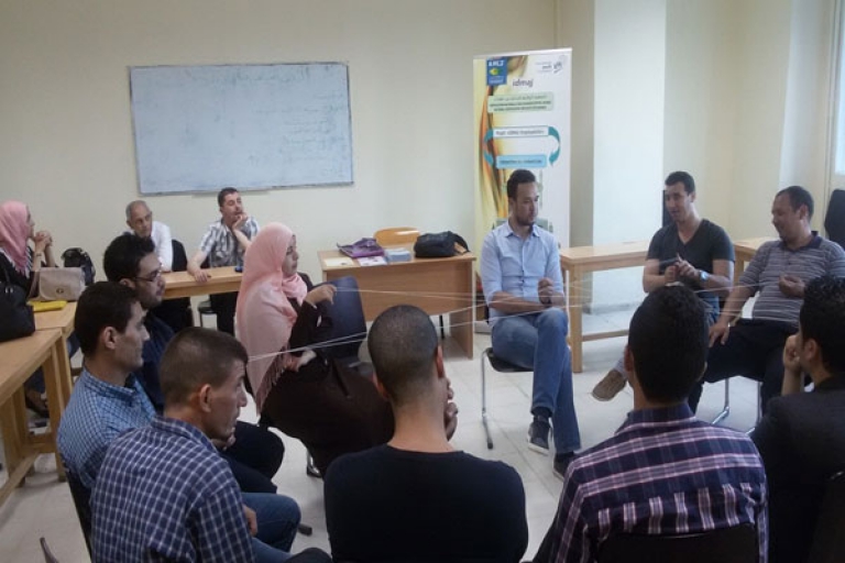 توجيه ومرافقة 250 شابا لإنشاء مؤسسات مصغرة