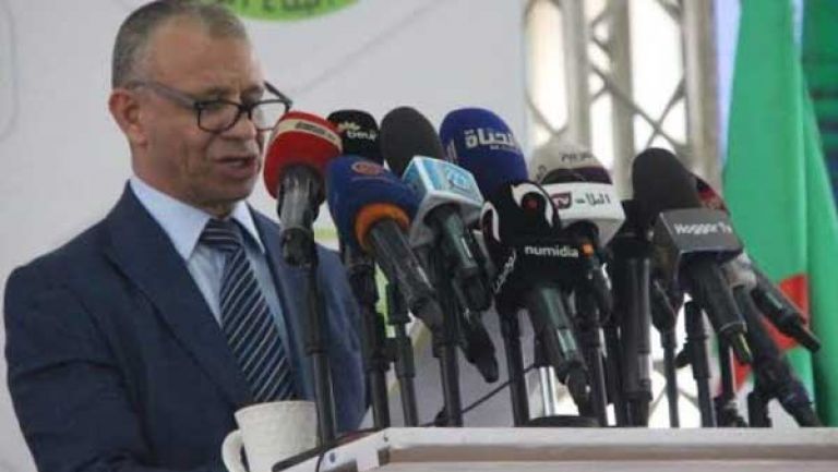 إخراج الجزائر من "غرفة الإنعاش" وجعلها دولة رائدة