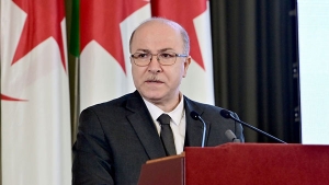 الوزير الأول، أيمن بن عبد الرحمان