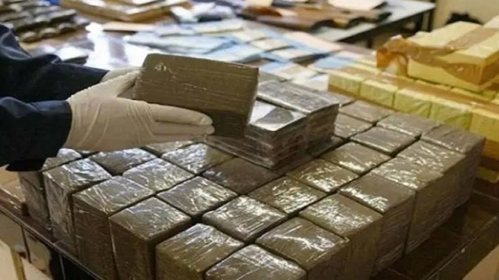 إسبانيا تفكّك شبكات إجرامية متورط فيها مغاربة