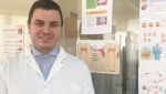 الأطباء المختصون هم وحدهم المؤهلون لتبييض الأسنان