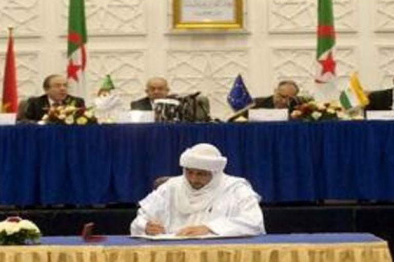 فرنسا تشدّد على التنفيذ الكامل لاتفاق الجزائر