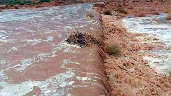 انتشال جثة شاب جرفته مياه الوادي