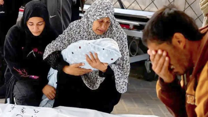 ارتفاع عدد وفيات موجة الصقيع في غزة إلى ثمانية شهداء