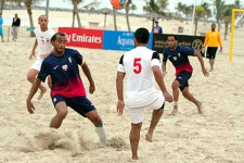الرياضيون الجزائريون يكتشفون الرياضات الشاطئية في بيسكارا