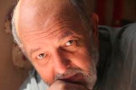 وفاة المخرج المصري محمد خان عن عمر يناهز 74 عاماً
