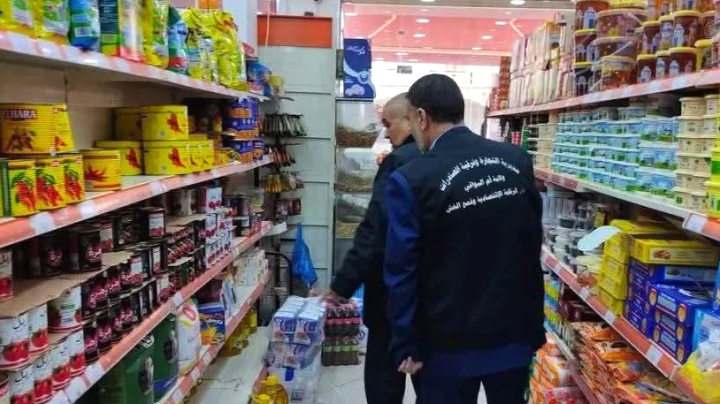 2100 تاجر لضمان مداومة أيام عيد الفطر