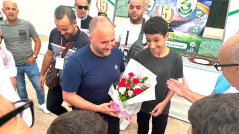 بلماضي يسجل تواجده في ملعب براكني بالبليدة