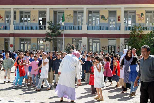صيانة أزيد من ألف مؤسسة تربوية بالعاصمة