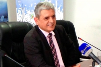 الانتخاب على البرامج وليس على الأشخاص