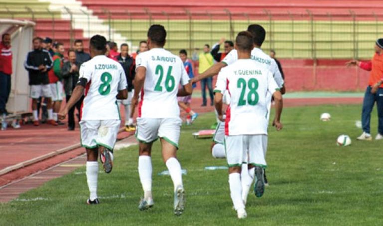 اللاعبون يشترطون ثلاثة رواتب شهرية على الأقل