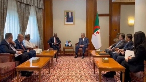 الوزير الأول السيّد نذير العرباوي-المدير العام لمنظمة العمل الدولية، السيّد جيلبرت هونغبو